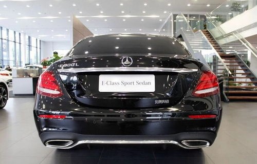 奔驰e300l多少钱一台(奔驰e300l多少钱一台图片)