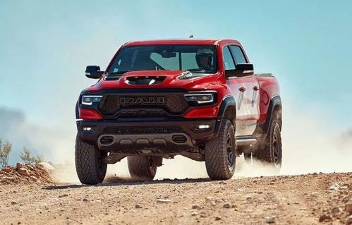 皮卡车价格大全图片及价格(皮卡车价格2020款图片)