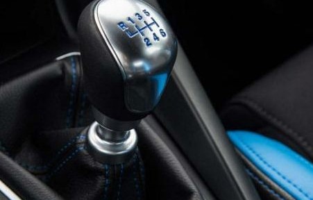 手动挡汽车起步步骤(手动挡汽车起步步骤口诀是什么)