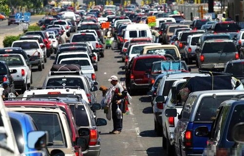 国庆节，堵车与堵人的双重体验