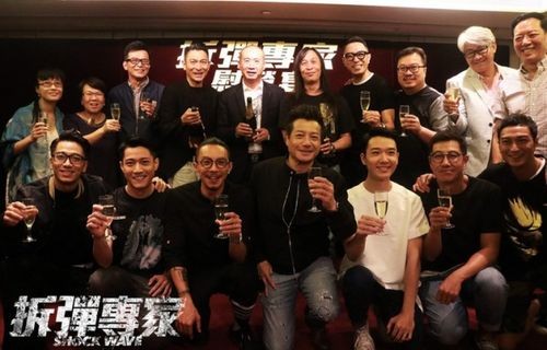 短剧回到妻女死亡的那一天——125集的深情与救赎