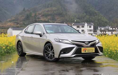 丰田凯美瑞(丰田凯美瑞2024款报价及图片)