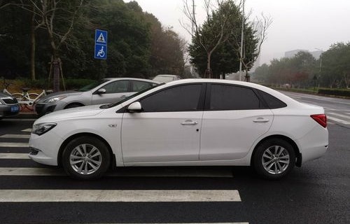 新车报价下载什么软件最准确(看车什么软件价格真实)