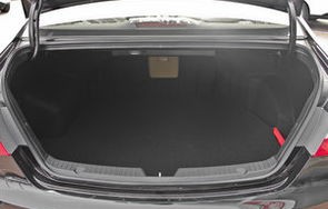 现代索纳塔8多少钱(现代索纳塔八质量怎么样)