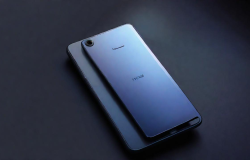 锤子手机图片（罗永浩锤子手机图片）