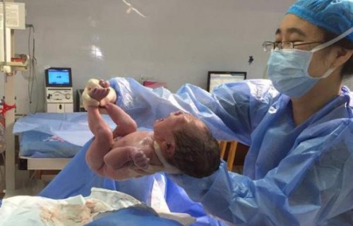 韩国人顺产头，一次难忘的生育经历