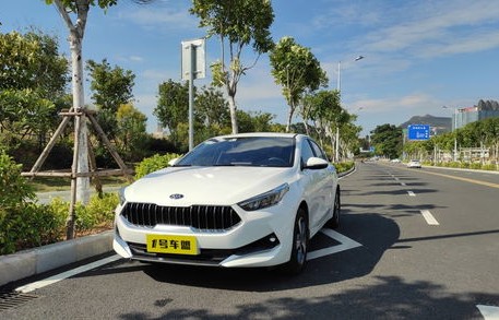 开起亚k3有面子吗(起亚k3用车感受)