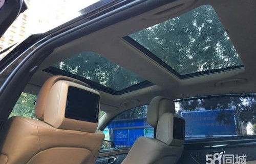 女士奔驰15万左右(女士奔驰15万左右二手的车)