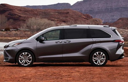 国产丰田塞纳2022款报价及图片(国产丰田塞纳2022款报价及图片及价格)