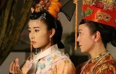 短剧深宫海棠泣血泪——三十集的宫廷传奇