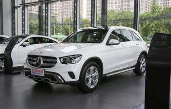 奔驰glc260l新车报价2023款(奔驰glc260l新车报价2021款)