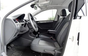 大众桑塔纳最低价(大众桑塔纳最低价多少钱一辆)