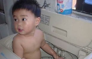 大马女子产子后惊人之举，婴儿被装进密封袋的背后