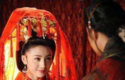 短剧之皇后娘娘灵魂互换后野翻天——95集的精彩演绎