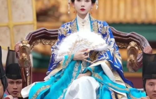 短剧摄政王妃她又美又飒，94集的华丽演绎