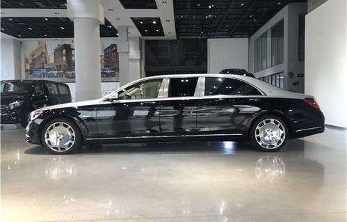 奔驰s600迈巴赫报价(奔驰s600l迈巴赫报价及图片)
