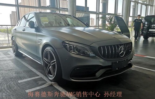 奔驰报价(amgc63奔驰报价)