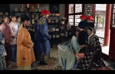 短剧狂飙中的烧烤皇帝