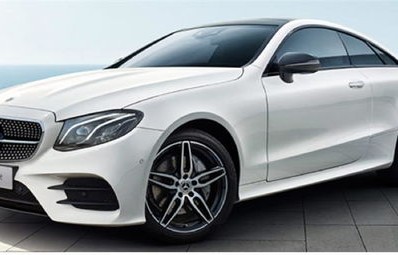 女士奔驰20万左右的车(女士20万左右奔驰车跑车)