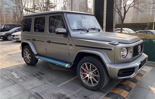 奔驰大g报价(奔驰大g报价及图片)