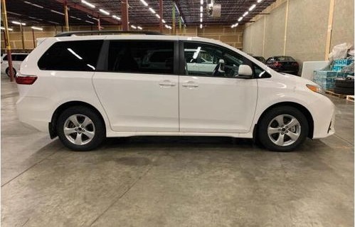 丰田塞纳7座商务车(丰田塞纳7座商务车二手车)