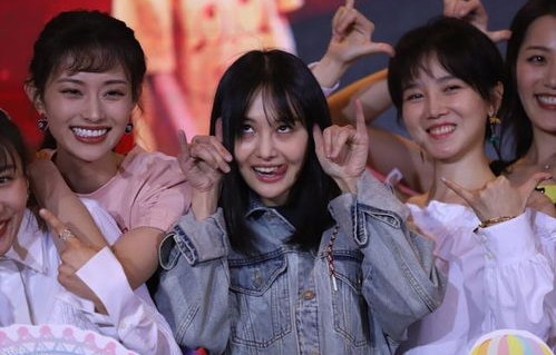 短剧之爱，她带崽离开后，历总的疯狂追爱之旅