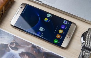 三星Galaxy S7 Edge 7000系列手机，设计与性能的综合体验