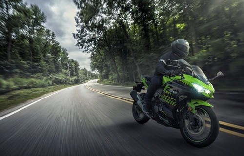 川崎(川崎ninja400)