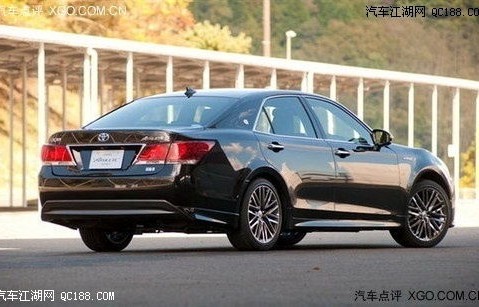 丰田皇冠汽车价格表(丰田皇冠2022款价格)