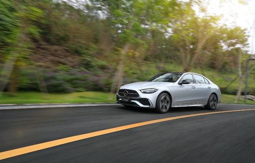 奔驰c200多少钱一辆(奔驰c200多少钱一辆新车)