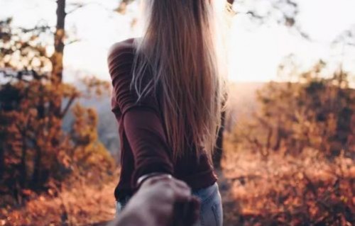 短剧听闻爱情——十有九悲的浪漫之旅