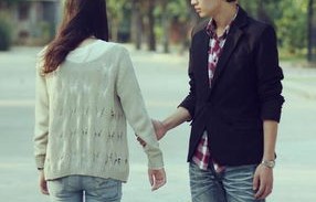 我和我的十二个女友，一部多角恋的短剧之旅