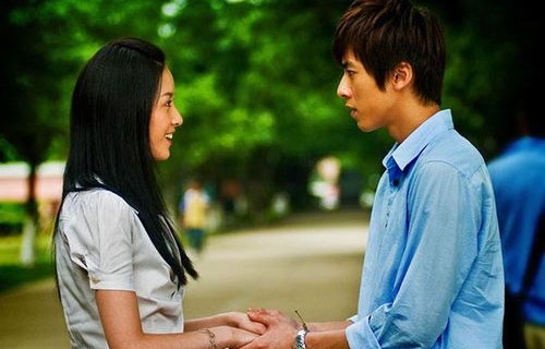 短剧网恋总裁——奔现后的甜蜜生活