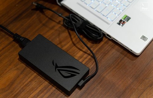 240W超级快充，革新充电体验的科技奇迹