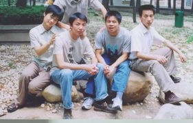 短剧秋团圆之孪生殊途——80集的家族情感与命运交织