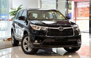 2024款汉兰达最新图片(2024款汉兰达最新图片选哪个色比较好呢)