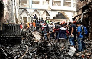 西班牙养老院火灾悲剧，至少十人丧生