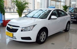 雪佛兰科鲁兹图片大全(雪佛兰科鲁兹车图片大全)