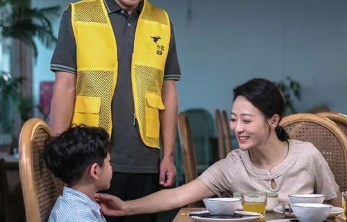 短剧闪婚，豪门大佬的秘密