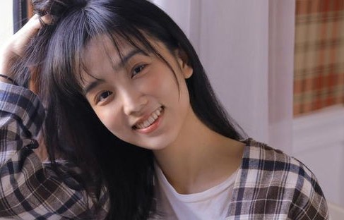 短剧中的情感涟漪，妹妹，别哭