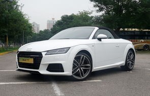 奥迪tt价格(奥迪tt价格及图片)