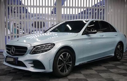 女人开c260好还是宝马325好(买宝马325l还是奔驰c260l)