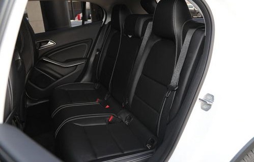 奔驰女士款20万左右(奔驰女士款20万左右suv)