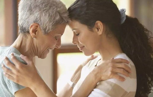 短剧爱成双团宠妈咪惹不起，80集的甜蜜与挑战