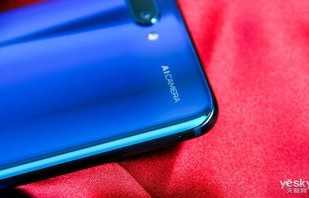 荣耀10手机，科技与美学的完美结合