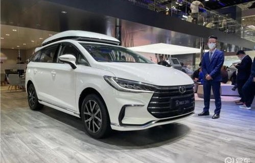 宋plus油电混合2023(宋plus油电混合2023参数)