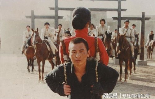 短剧捉五魁——穆青的74集传奇