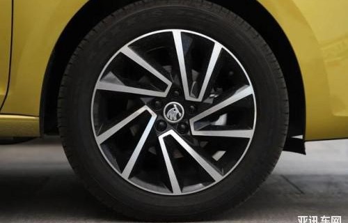 8万以内适合女生开的车(8万以内适合女生开的车有哪些)