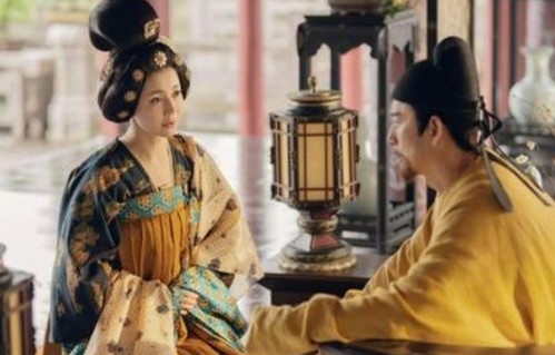 短剧九龙夺嫡之废物皇子逆袭成帝——九十八集的辉煌之路