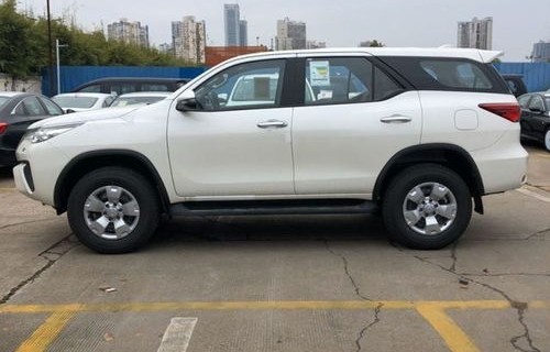 toyota四驱越野车(TOYOTA四驱越野车图片)